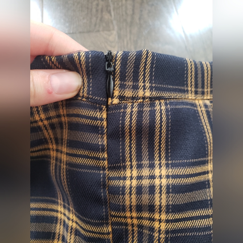 Cute Skirt 90s Style - Picture 4 of 4